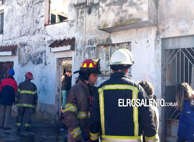 Estaban quemando basura y llamaron a los bomberos