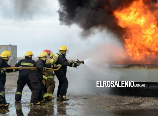 Las cortinas de humo que se ven hacia la BNPB, son por simulacros de incendios