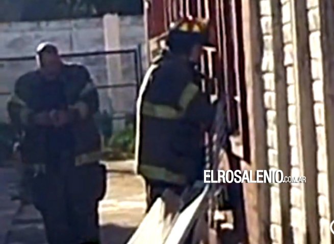 Bomberos fueron solicitados para rescatar un adulto mayor