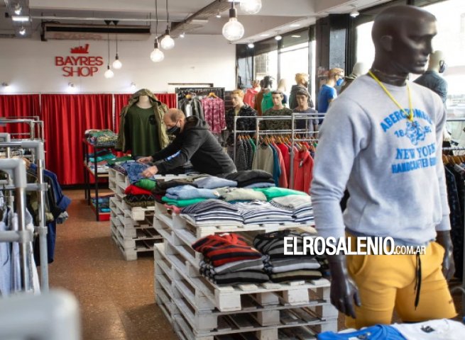 El precio de la ropa aumentó 32% por encima de la inflación desde el 2002