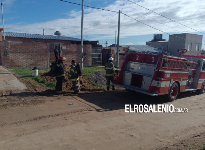 Un desperfecto en una garrafa generó un susto en una familia y la presencia de bomberos