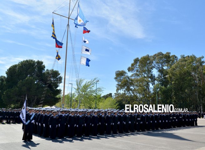 Se realizó la entrega de uniformes a los Aspirantes de la ESSA