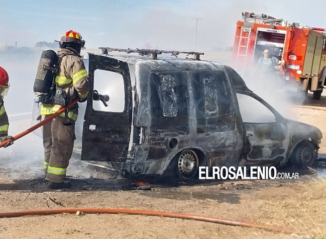 Otro incendio de vehículo en la Ruta 249: pérdidas totales