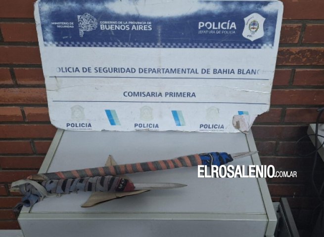 Apuñaló con una faca a un “amigo“ para robarle mil pesos: terminó detenido