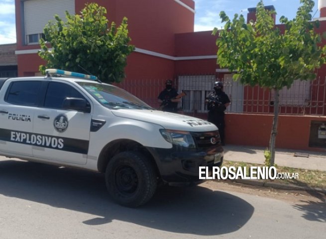 Investigan estafas con teléfonos y tarjetas robados dentro del Hospital Naval