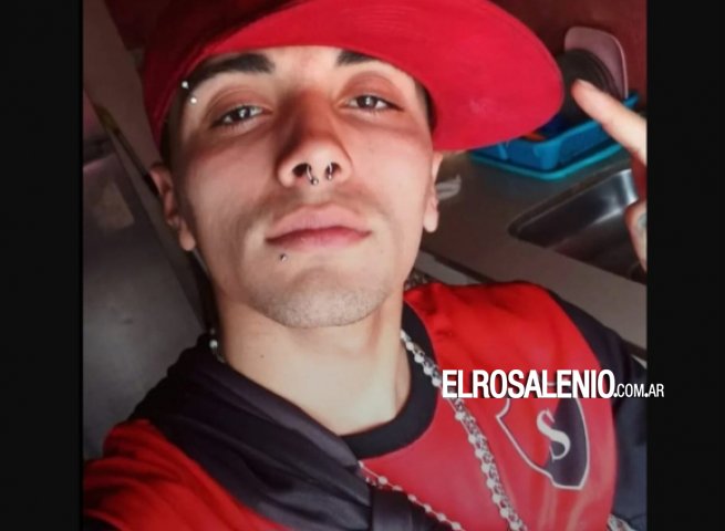  El joven habría sido apuñalado delante de su novia y se conocía con el agresor