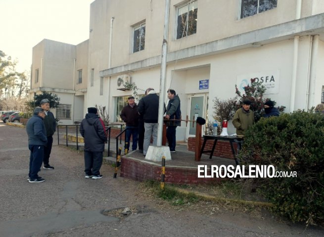 Defensa asegura que avanza en la regularización de pagos de deudas de IOSFA