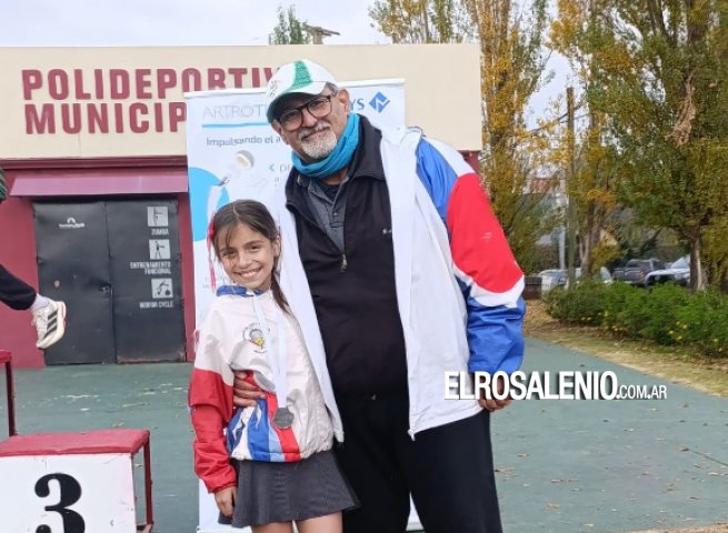 Puntaltense medalla de Oro en Marcha Atlética, durante el Torneo provincial de Atletismo U14