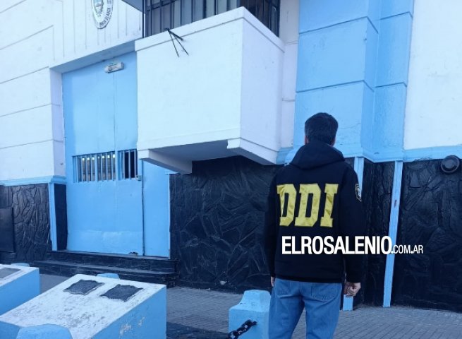 Allanamiento en la comisaría de Punta Alta y la cárcel de Bahía por causa de drogas 
