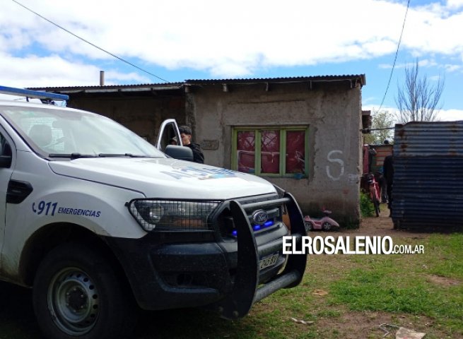 Allanamiento por el robo de una guitarra terminó con policías heridos