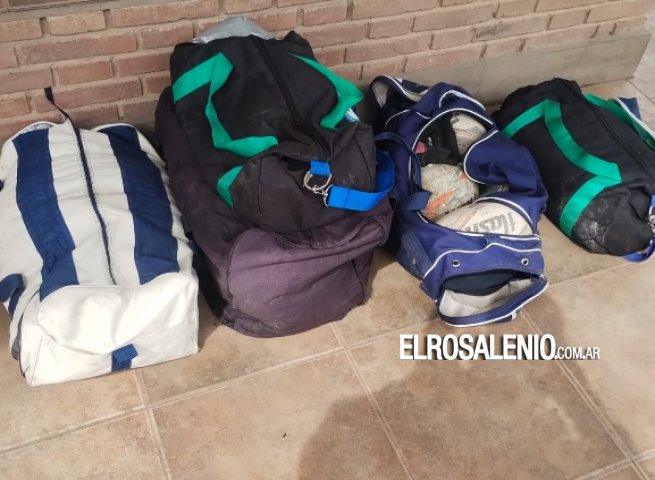 Un camionero encontró los bolsos robados al equipo de rugby