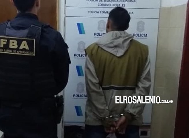 Fue aprehendido por saltar la reja de una vivienda