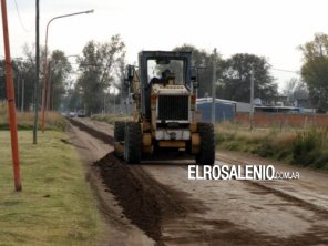 El Municipio informó que “continúan los trabajos de reconstrucción y reparación en calles de tierra“