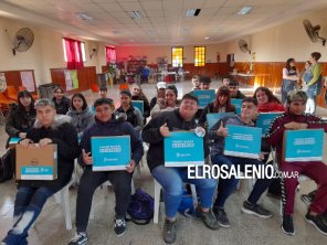 Más de 700 alumnos rosaleños reciben su netbook