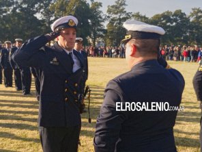 Ceremonia de entrega de espadas y jura a la Bandera