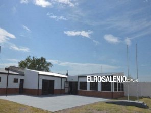 Un hombre entró a la escuela de su hija, rompió puertas y amenazó a docentes