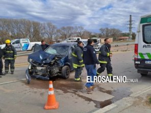 Fuerte colisión en la rotonda de Grünbein