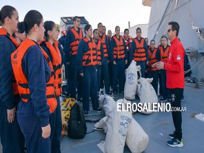 Instrucción de los aspirantes navales en la Escuela de Suboficiales de la Armada