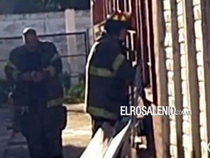 Bomberos fueron solicitados para rescatar un adulto mayor