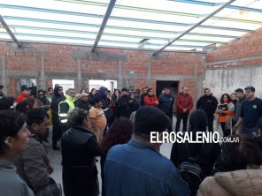 Trabajadores municipales decidieron nuevo paro de 72hs, con movilización