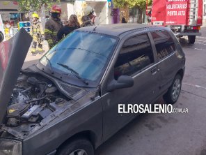 Un principio de incendio en auto generó la salida de bomberos