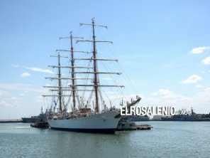 Este sábado habrá puertas abiertas en la Base Naval y se podrá visitar la Fragata Libertad