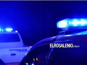 Atacó a su familia con un palo de amasar y terminó detenida: hay un hombre internado