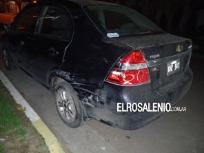 Accidente entre auto y moto en la noche del sábado