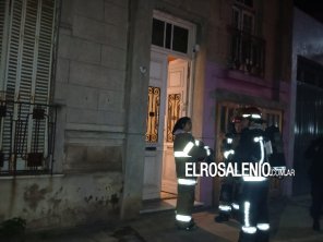 Principio de incendio en una vivienda durante la madrugada, fue sofocado por vecinos